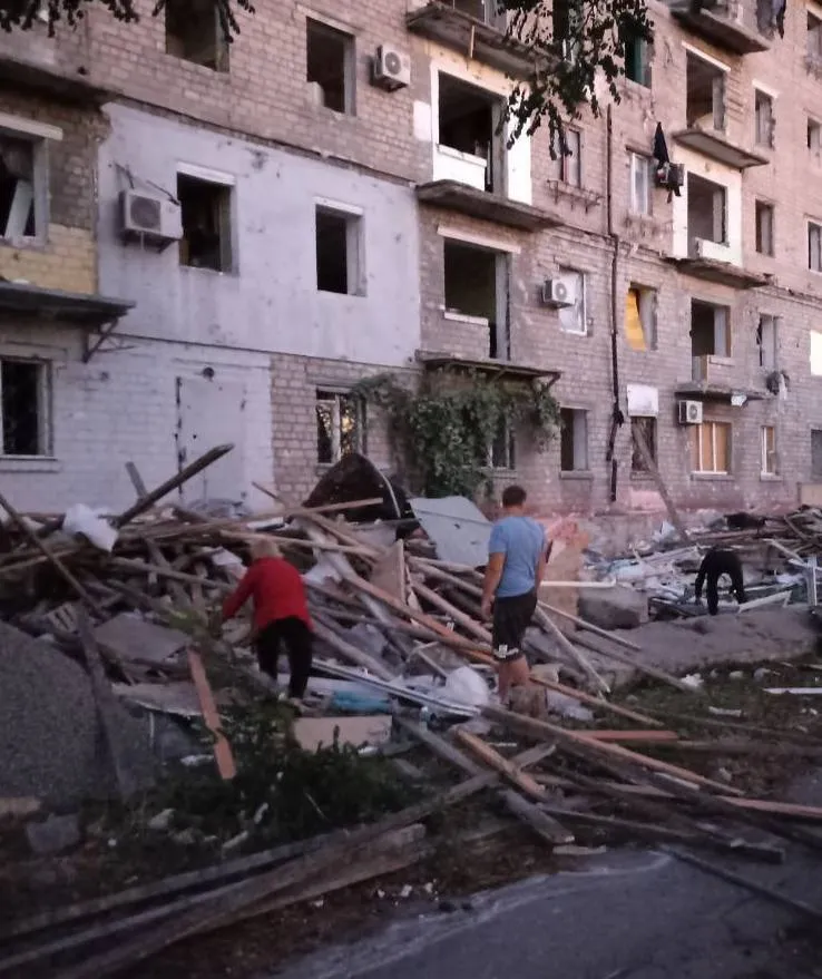 photo2022-09-2218-06-21.webp (71 KB)