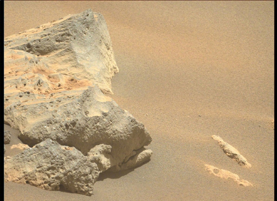 2b046f347-6780-48ea-8d58-a49b874d8f19_large.jpg (203 KB)