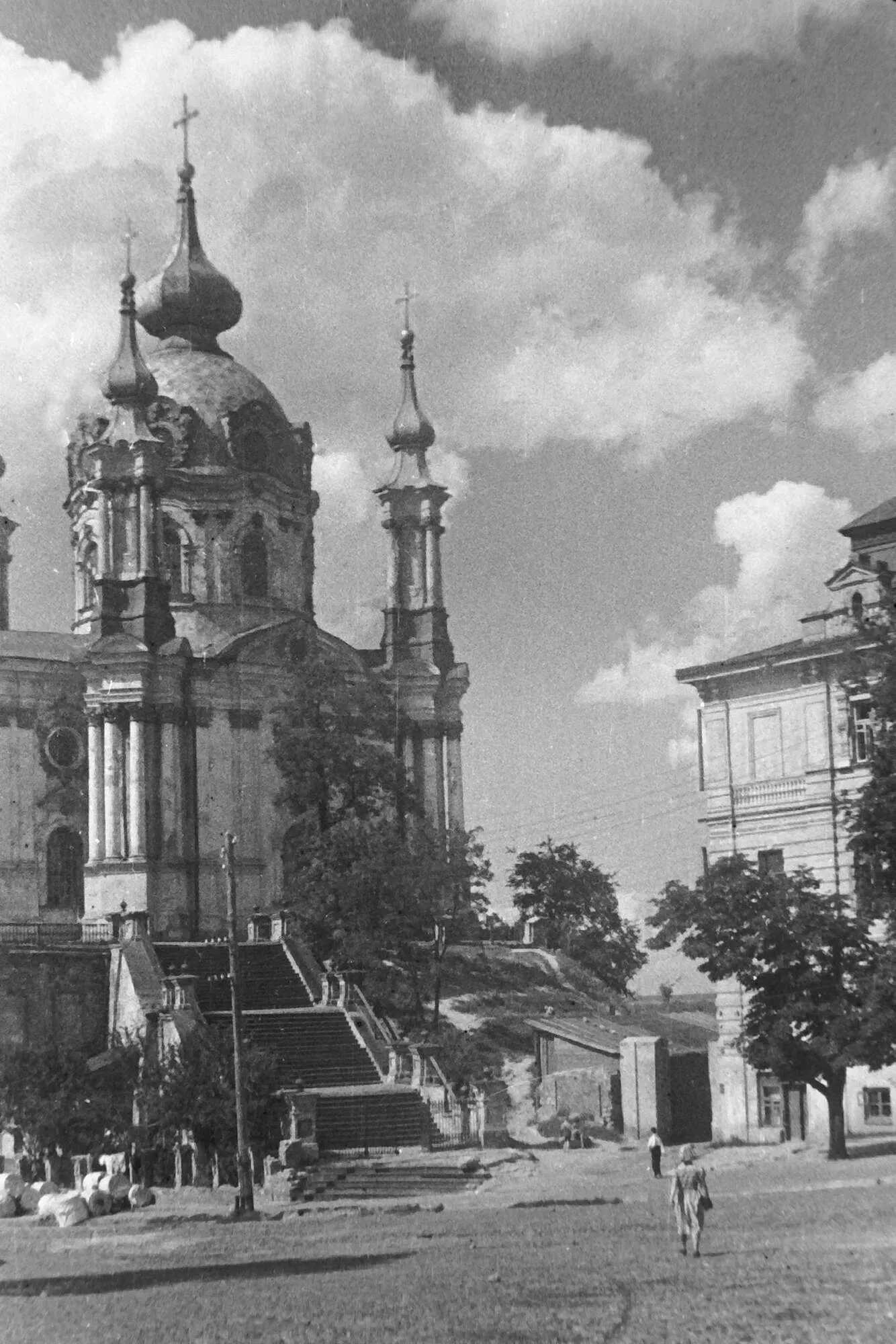 124515196466349683965432525625559703873872435n.webp (257 KB)