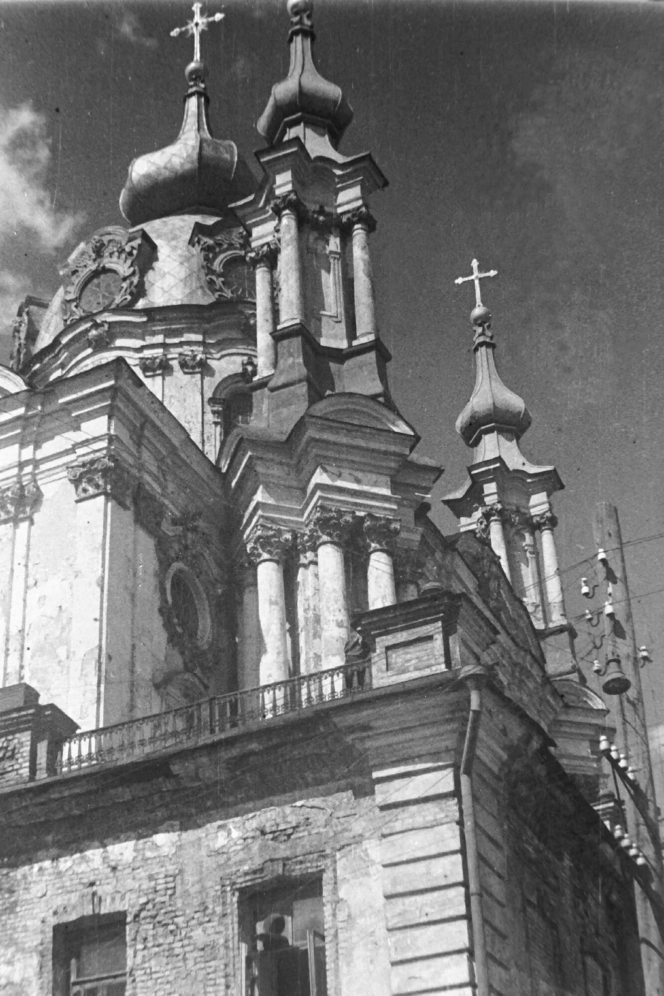 424534230166349696365431288977099675550122171n.webp (270 KB)