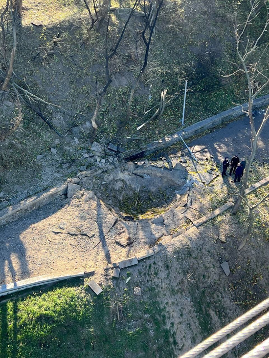 413_1_98.jpg (289 KB)