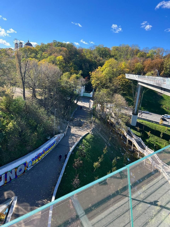 514_1_94.jpg (227 KB)