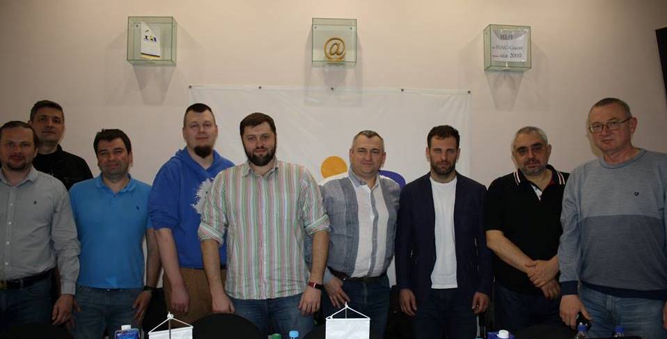 31318390_1708943942492184_188354785743732736_n (1).jpg (45 KB)