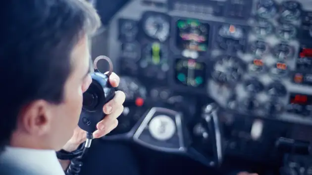 107281306-1691072860274-gettyimages-10164982-10164982.webp (12 KB)