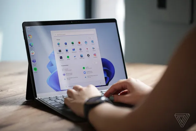 bfarsace_211004_4777_0003.webp (18 KB)